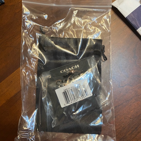 ⭐️COACH 3pc Set⭐️ - Picture 7 of 8